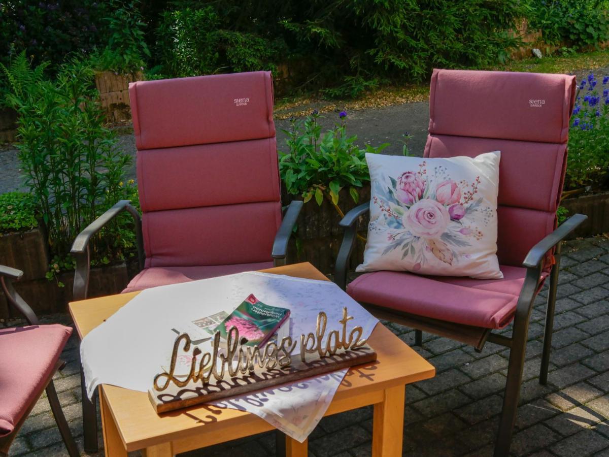 Herberge Zur Rose Brotterode Buitenkant foto